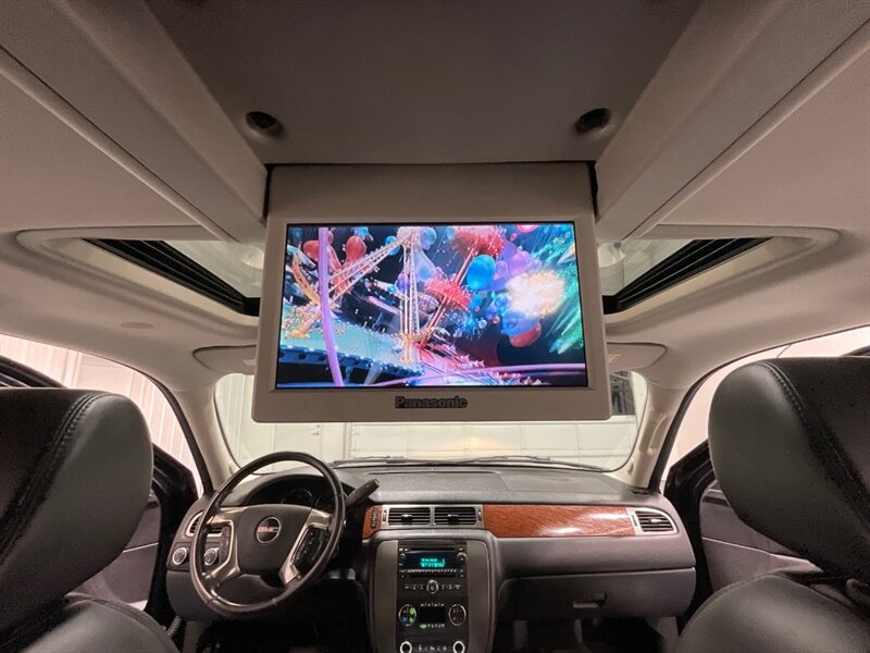 2007 GMC Yukon XL SLT 2500 4X4 / 6.0L V8 / 1-OWNER / FULLYLOADED / LOCAL OREGON SUV / ZERO RUST / Leather Heated Seats / DVD Player - Photo 18 - Gladstone, OR 97027