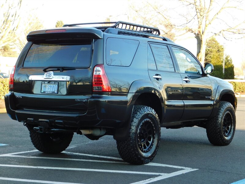 2006 Toyota 4Runner SR5 SUV 4X4 / V8 / 3RD SEAT / LIFTED LIFTED   - Photo 8 - Portland, OR 97217