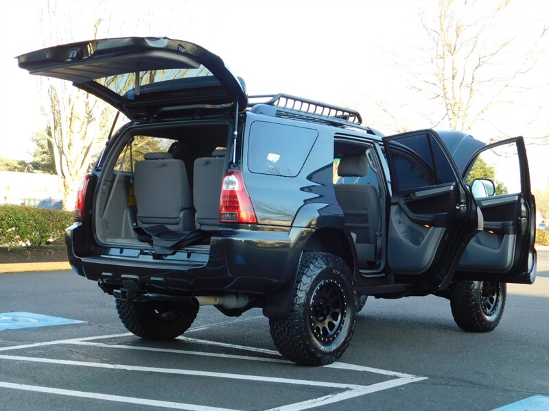 2006 Toyota 4Runner SR5 SUV 4X4 / V8 / 3RD SEAT / LIFTED LIFTED   - Photo 27 - Portland, OR 97217