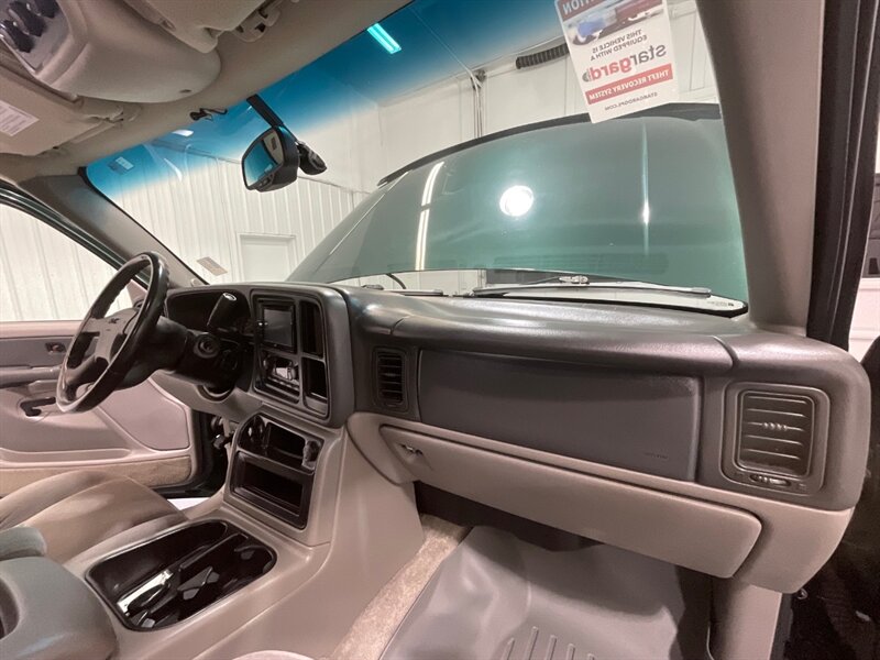 2003 GMC Yukon XL 2500 SLE 4X4 / 6.0L V8 / 1-OWNER / LIFTED  / BRAND NEW TIRES / Backup Camera / 3RD ROW SEAT / ZERO RUST - Photo 37 - Gladstone, OR 97027