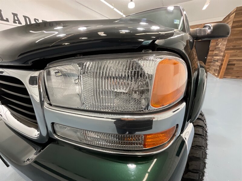 2003 GMC Yukon XL 2500 SLE 4X4 / 6.0L V8 / 1-OWNER / LIFTED  / BRAND NEW TIRES / Backup Camera / 3RD ROW SEAT / ZERO RUST - Photo 26 - Gladstone, OR 97027