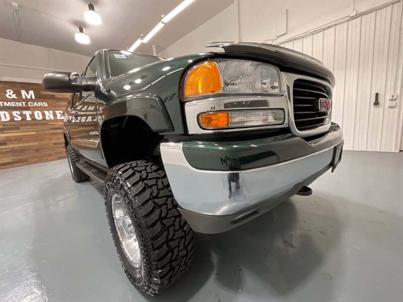 2003 GMC Yukon XL 2500 SLE 4X4 / 6.0L V8 / 1-OWNER / LIFTED  / BRAND NEW TIRES / Backup Camera / 3RD ROW SEAT / ZERO RUST - Photo 53 - Gladstone, OR 97027