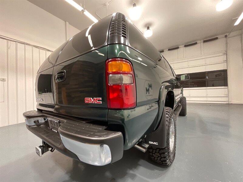 2003 GMC Yukon XL 2500 SLE 4X4 / 6.0L V8 / 1-OWNER / LIFTED  / BRAND NEW TIRES / Backup Camera / 3RD ROW SEAT / ZERO RUST - Photo 55 - Gladstone, OR 97027