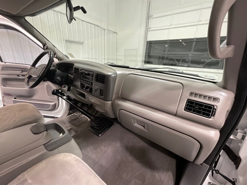 1999 Ford F-250 XLT 7.3L DIESEL / 6-SPEED MANUAL / 146k MILES / LOCAL TRUCK w. ZERO RUST / LONG BED - Photo 39 - Gladstone, OR 97027
