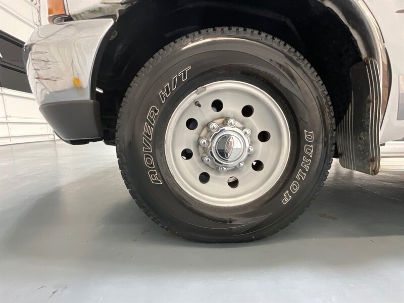 1999 Ford F-250 XLT 7.3L DIESEL / 6-SPEED MANUAL / 146k MILES / LOCAL TRUCK w. ZERO RUST / LONG BED - Photo 23 - Gladstone, OR 97027