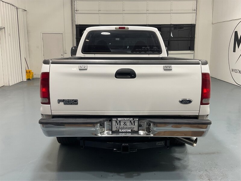 1999 Ford F-250 XLT 7.3L DIESEL / 6-SPEED MANUAL / 146k MILES / LOCAL TRUCK w. ZERO RUST / LONG BED - Photo 6 - Gladstone, OR 97027
