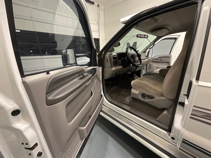 1999 Ford F-250 XLT 7.3L DIESEL / 6-SPEED MANUAL / 146k MILES / LOCAL TRUCK w. ZERO RUST / LONG BED - Photo 31 - Gladstone, OR 97027