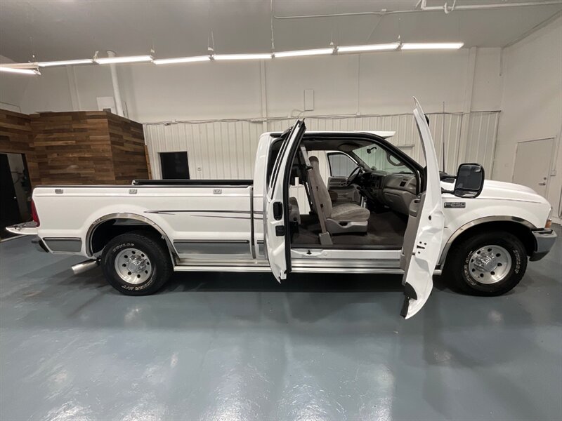 1999 Ford F-250 XLT 7.3L DIESEL / 6-SPEED MANUAL / 146k MILES / LOCAL TRUCK w. ZERO RUST / LONG BED - Photo 13 - Gladstone, OR 97027