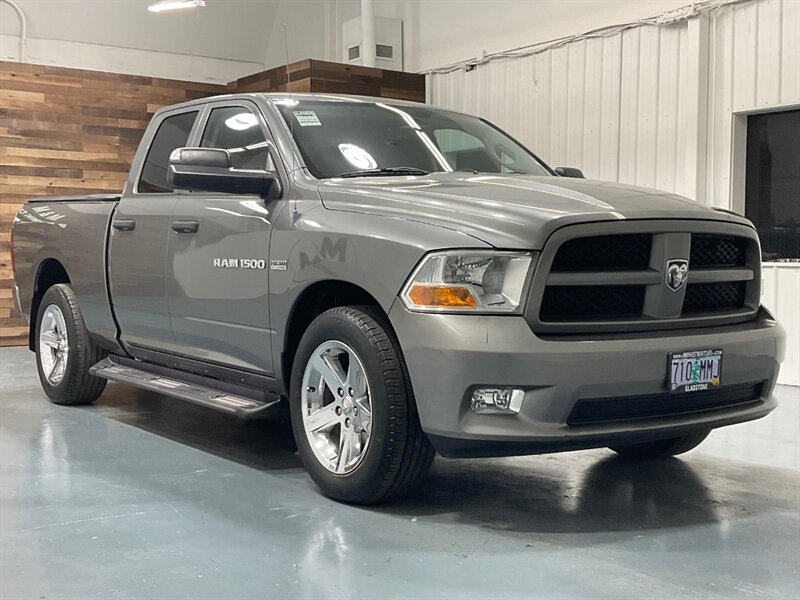 2012 RAM 1500 Express Quad Cab 4X4 / 5.7L V8 HEMI / 78,000 MILES  / LOCAL TRUCK w. ZERO RUST - Photo 55 - Gladstone, OR 97027