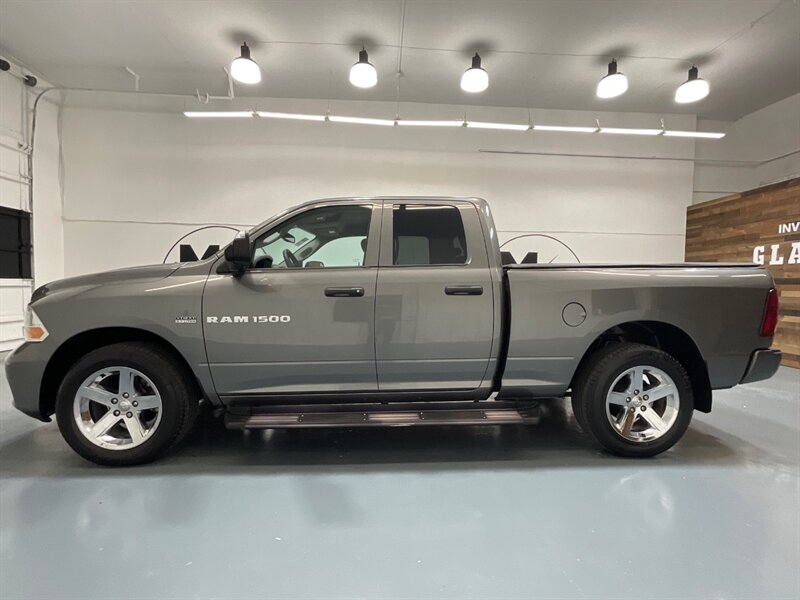 2012 RAM 1500 Express Quad Cab 4X4 / 5.7L V8 HEMI / 78,000 MILES  / LOCAL TRUCK w. ZERO RUST - Photo 3 - Gladstone, OR 97027