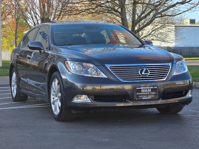 2008 Lexus LS 4.6L V8 / LUXURY Sedan / Navigation / Camera  / Heated and Cooled Leather / Park Sensors / FULLY LOADED / 1 Owner / Always Serviced At Lexus - Photo 2 - Portland, OR 97217