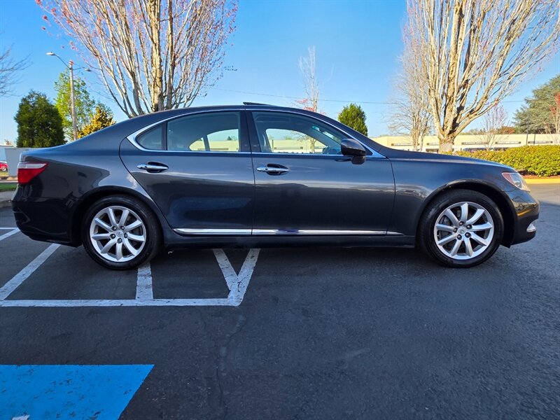 2008 Lexus LS 4.6L V8 / LUXURY Sedan / Navigation / Camera  / Heated and Cooled Leather / Park Sensors / FULLY LOADED / 1 Owner / Always Serviced At Lexus - Photo 4 - Portland, OR 97217