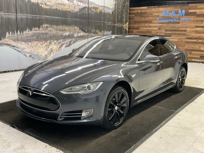 2016 Tesla Model S 90D Sedan AWD / Pano Roof / Leather / AUTO PILOT  / Leather & Heated seats / Smart Suspension / Power Tail Gate / 79,000 MILES - Photo 1 - Gladstone, OR 97027