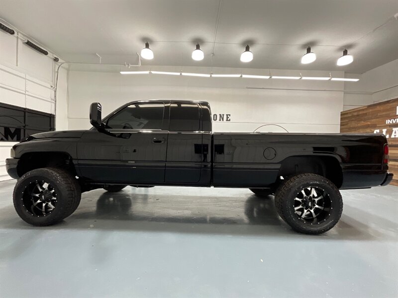 1999 Dodge Ram 2500 Laramie SLT 4x4 / 5.9L DIESEL / LIFTED/ 100k MILES / LOCAL w. ZERO RUST - Photo 3 - Gladstone, OR 97027