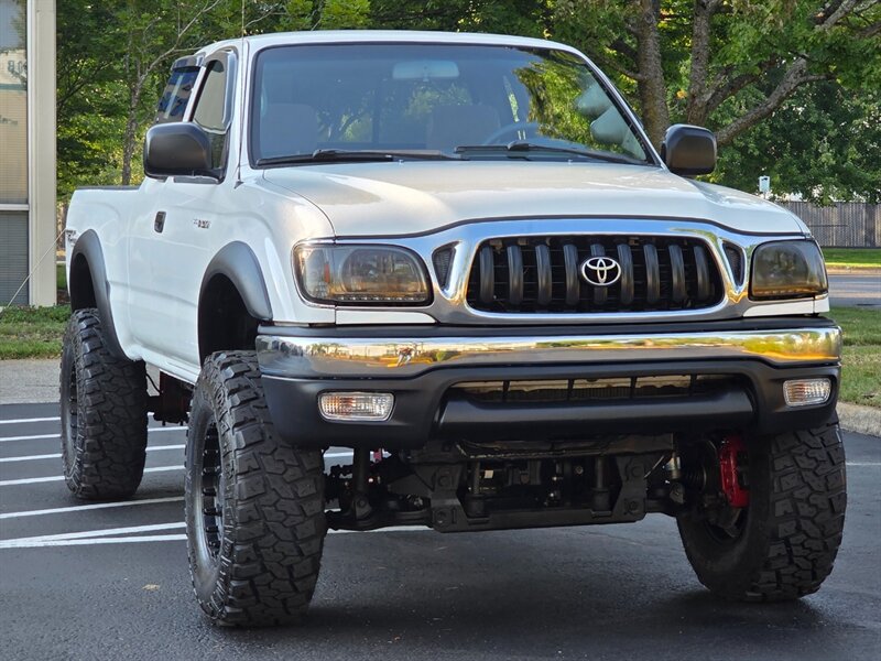 2003 Toyota Tacoma TRD SUPERCHARGED 4X4 /5 SPEED MANUAL / V6 / TRD OFF ROAD / LIFTED / BRAND NEW CLUTCH / 1-OWNER / 124K MILES - Photo 2 - Portland, OR 97217