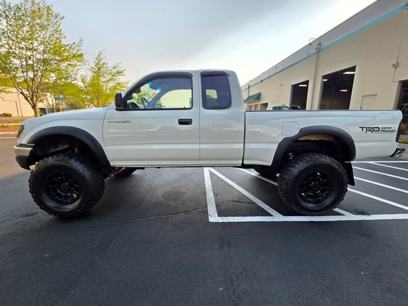 2003 Toyota Tacoma TRD SUPERCHARGED 4X4 /5 SPEED MANUAL / V6 / TRD OFF ROAD / LIFTED / BRAND NEW CLUTCH / 1-OWNER / 124K MILES - Photo 3 - Portland, OR 97217