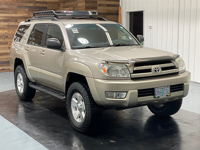 2004 Toyota 4Runner SR5 4X4 / 4.0L V6 / 3RD ROW SEAT / LIFTED  / ZERO RUST - Photo 2 - Gladstone, OR 97027