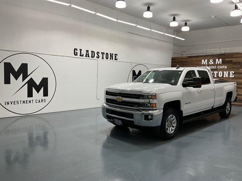 2019 Chevrolet Silverado 3500 LT Crew Cab 4X4 / 6.0L V8 GAS/ Z71 OFFRD / 1-OWNER  / LONG BED - Photo 25 - Gladstone, OR 97027