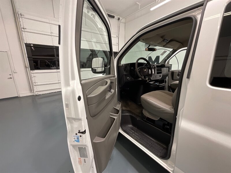 2012 Chevrolet Express LT 3500 CARGO VAN / 4.8L 8Cyl / 103K MILES   - Photo 45 - Gladstone, OR 97027