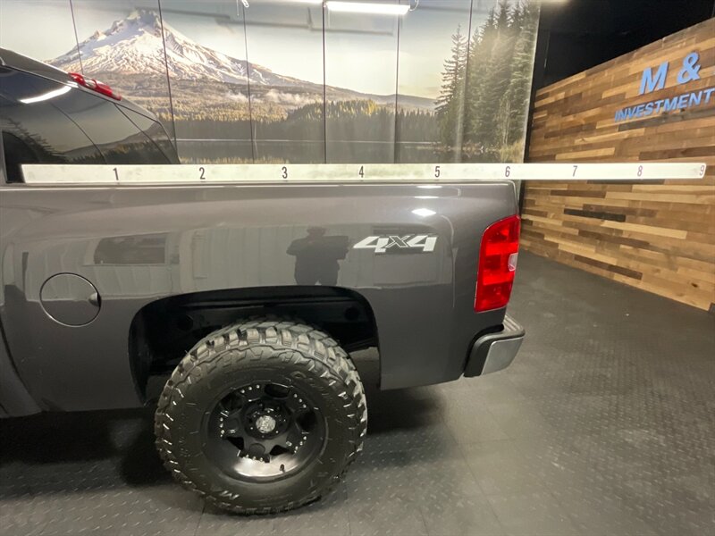 2010 Chevrolet Silverado 1500 LS Crew Cab 4X4 / 4.8L V8 / BRAND NEW MUD TIRES   - Photo 24 - Gladstone, OR 97027