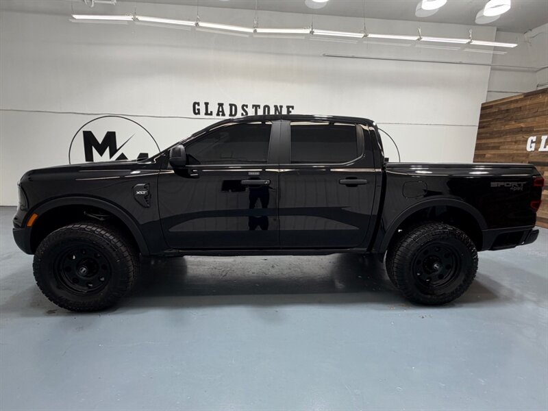 2025 Ford Ranger XLT 4X4 LIFTED w. ONLY 9,000 MILES / ZERO RUST / Navigation & Backup Camera / Power Sliding rear window - Photo 3 - Gladstone, OR 97027