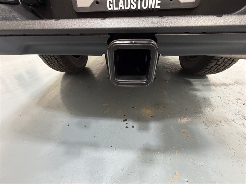 2025 Ford Ranger XLT 4X4 LIFTED w. ONLY 9,000 MILES / ZERO RUST / Navigation & Backup Camera / Power Sliding rear window - Photo 22 - Gladstone, OR 97027