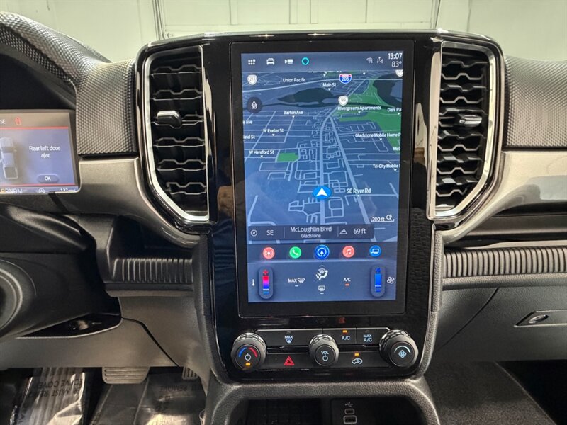 2025 Ford Ranger XLT 4X4 LIFTED w. ONLY 9,000 MILES / ZERO RUST / Navigation & Backup Camera / Power Sliding rear window - Photo 18 - Gladstone, OR 97027