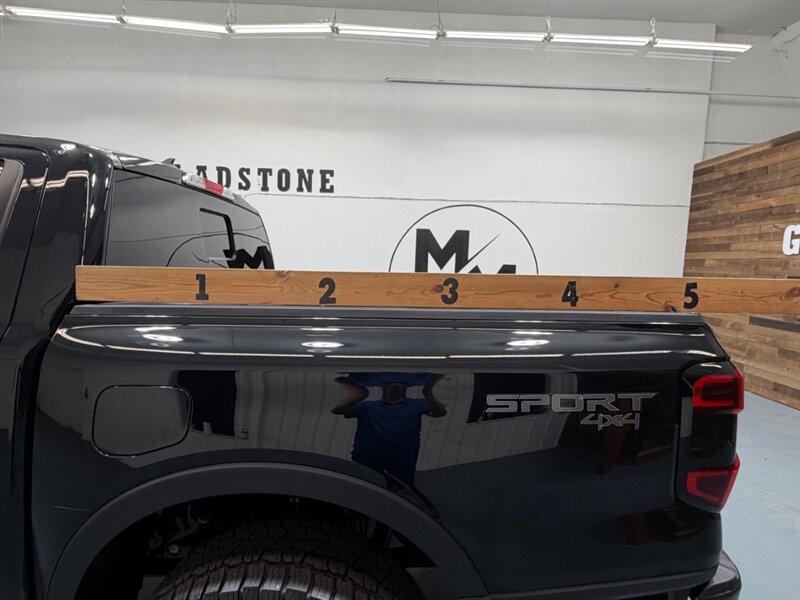 2025 Ford Ranger XLT 4X4 LIFTED w. ONLY 9,000 MILES / ZERO RUST / Navigation & Backup Camera / Power Sliding rear window - Photo 9 - Gladstone, OR 97027