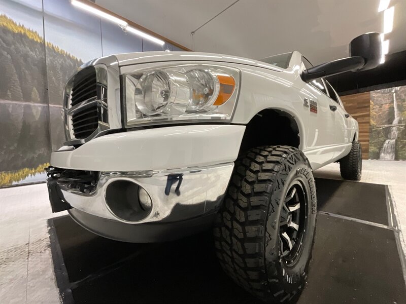 2007 Dodge Ram 2500 SLT MEGA CAB  4X4 / 6.7L DIESEL / 6-SPEED MANUAL  / LIFTED w. NEW WHEELS & TIRES - Photo 54 - Gladstone, OR 97027