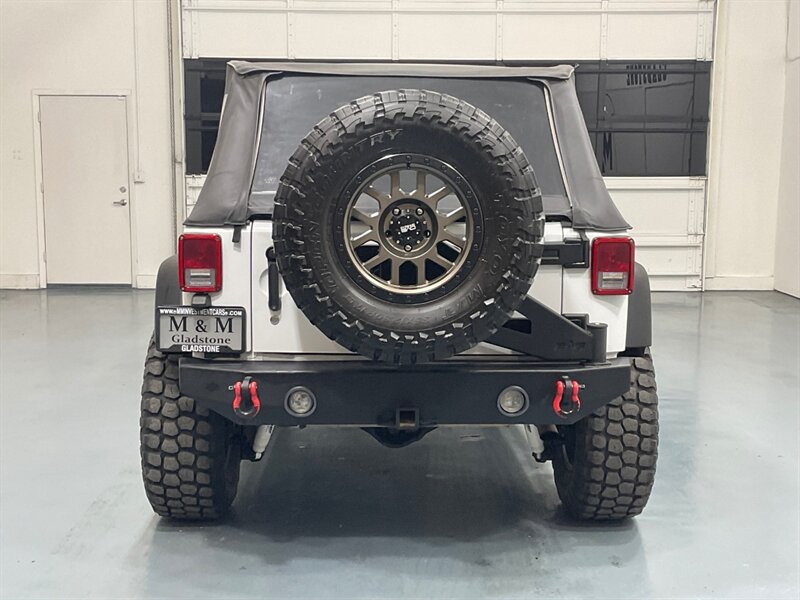 2011 Jeep Wrangler Unlimited Rubicon 4Dr 4X4 / 3.8L V6 /LIFTED LIFTED  / CUSTOM BUILT LOW MILES - Photo 7 - Gladstone, OR 97027