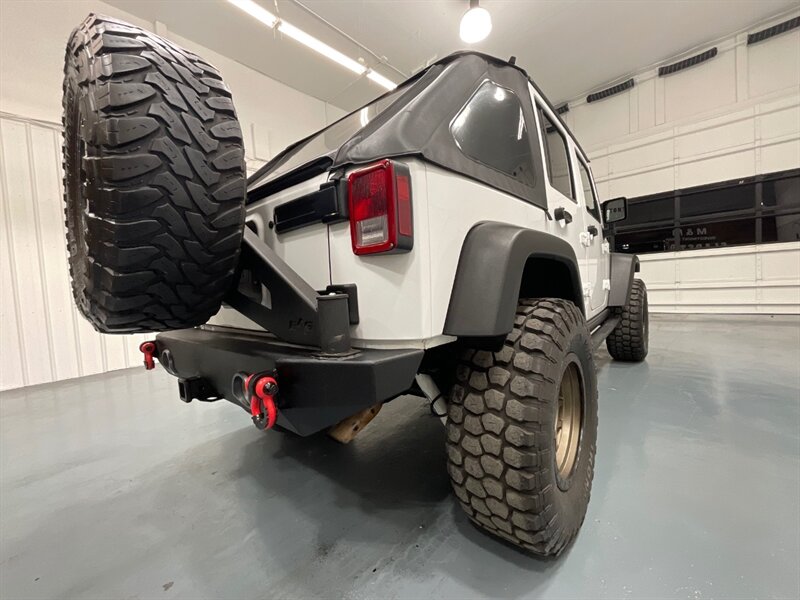 2011 Jeep Wrangler Unlimited Rubicon 4Dr 4X4 / 3.8L V6 /LIFTED LIFTED  / CUSTOM BUILT LOW MILES - Photo 46 - Gladstone, OR 97027