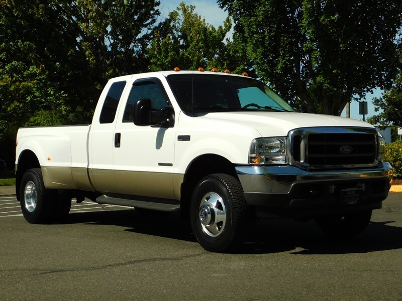 2001 Ford F-350 Lariat 4dr 4X4 7.3L DIESEL / DUALLY / 101,000 MILE   - Photo 2 - Portland, OR 97217