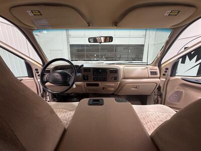 1999 Ford F-250 Super Duty XLT 4X4 / 5.4L V8 / Long Bed /ZERO RUST  / LOW MILES - Photo 37 - Gladstone, OR 97027