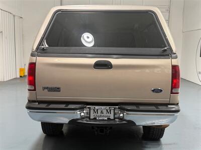 1999 Ford F-250 Super Duty XLT 4X4 / 5.4L V8 / Long Bed /ZERO RUST  / LOW MILES - Photo 6 - Gladstone, OR 97027