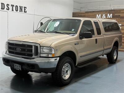 1999 Ford F-250 Super Duty XLT 4X4 / 5.4L V8 / Long Bed /ZERO RUST  / LOW MILES Truck