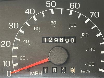 1999 Ford F-250 Super Duty XLT 4X4 / 5.4L V8 / Long Bed /ZERO RUST  / LOW MILES - Photo 49 - Gladstone, OR 97027