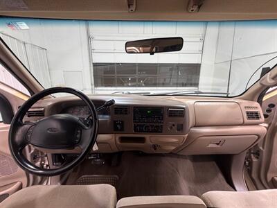 1999 Ford F-250 Super Duty XLT 4X4 / 5.4L V8 / Long Bed /ZERO RUST  / LOW MILES - Photo 38 - Gladstone, OR 97027