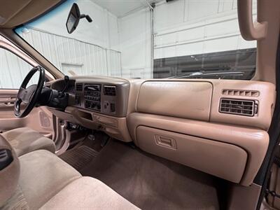 1999 Ford F-250 Super Duty XLT 4X4 / 5.4L V8 / Long Bed /ZERO RUST  / LOW MILES - Photo 35 - Gladstone, OR 97027