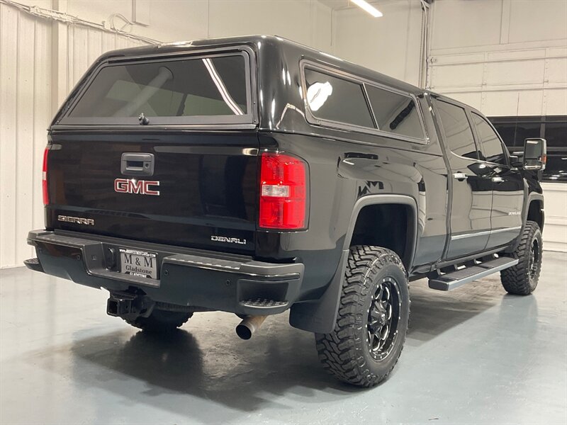 2018 GMC Sierra 2500 Denali Crew Cab 4X4 / 6.0L V8 GAS / NEW TIRES  /LOCAL OREGON TRUCK / ZERO RUST /Leather Heated Seats / Navigation - Photo 7 - Gladstone, OR 97027