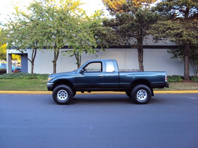 1997 Toyota Tacoma   - Photo 2 - Portland, OR 97217