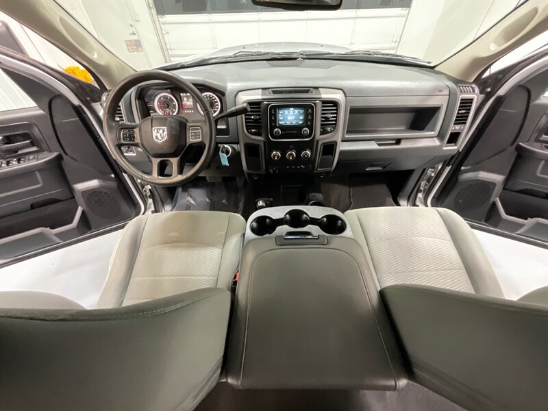 2016 RAM 3500 Tradesman 4X4 6.7L CUMMINS DIESEL /DUALLY /1-OWNER /ZERO RUST / LONG BED - Photo 41 - Gladstone, OR 97027