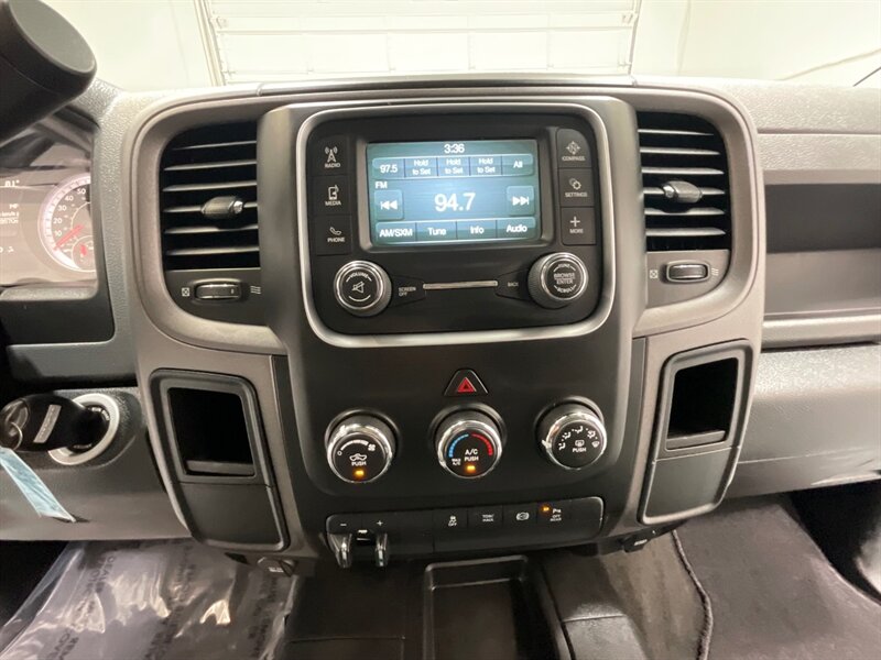 2016 RAM 3500 Tradesman 4X4 6.7L CUMMINS DIESEL /DUALLY /1-OWNER /ZERO RUST / LONG BED - Photo 18 - Gladstone, OR 97027