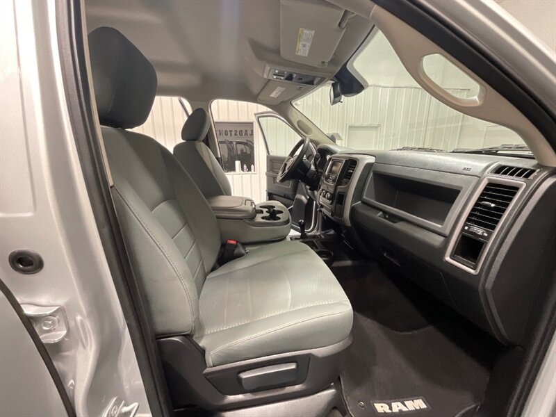2016 RAM 3500 Tradesman 4X4 6.7L CUMMINS DIESEL /DUALLY /1-OWNER /ZERO RUST / LONG BED - Photo 15 - Gladstone, OR 97027