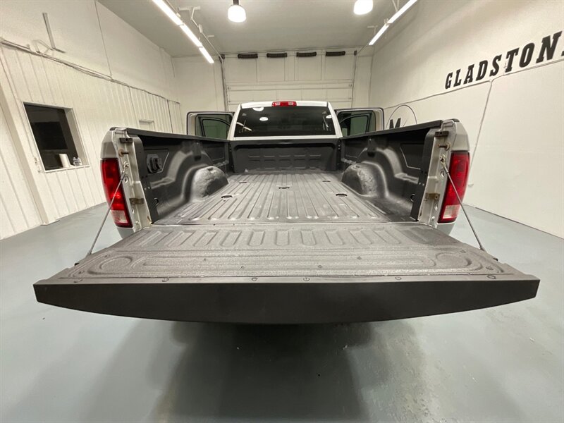 2016 RAM 3500 Tradesman 4X4 6.7L CUMMINS DIESEL /DUALLY /1-OWNER /ZERO RUST / LONG BED - Photo 10 - Gladstone, OR 97027