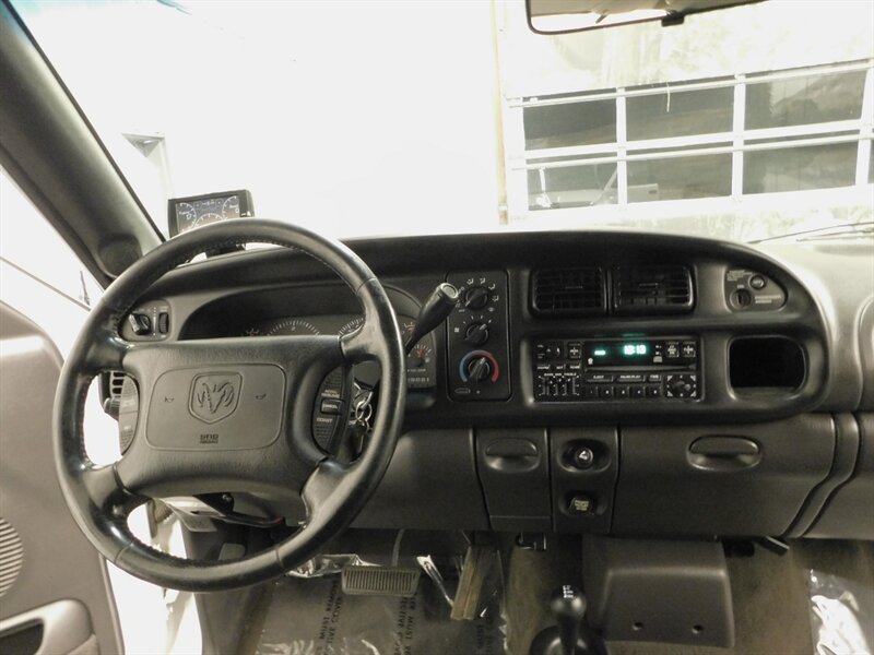 2001 Dodge Ram 2500 SLT Laramie 4dr Quad   - Photo 30 - Gladstone, OR 97027