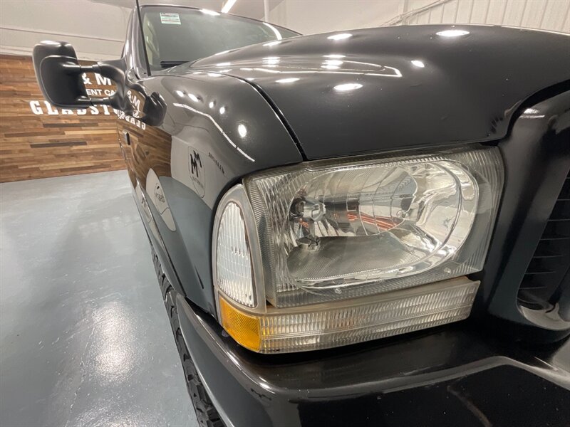 2001 Ford Excursion Limited 4X4 / 7.3L DIESEL / Leather Heated Seats  / ZERO RUST / NO MODIFICATION / Beautiful Condition - Photo 26 - Gladstone, OR 97027