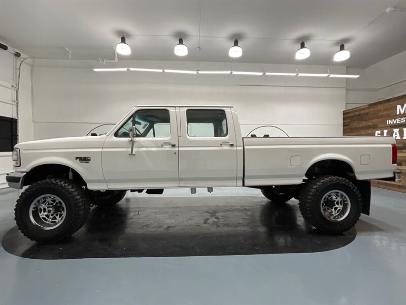 1997 Ford F-350 Crew Cab 4X4 / 7.3L DIESEL /5-SPEED / 140,000 MILE  / LIFTED - Photo 3 - Gladstone, OR 97027