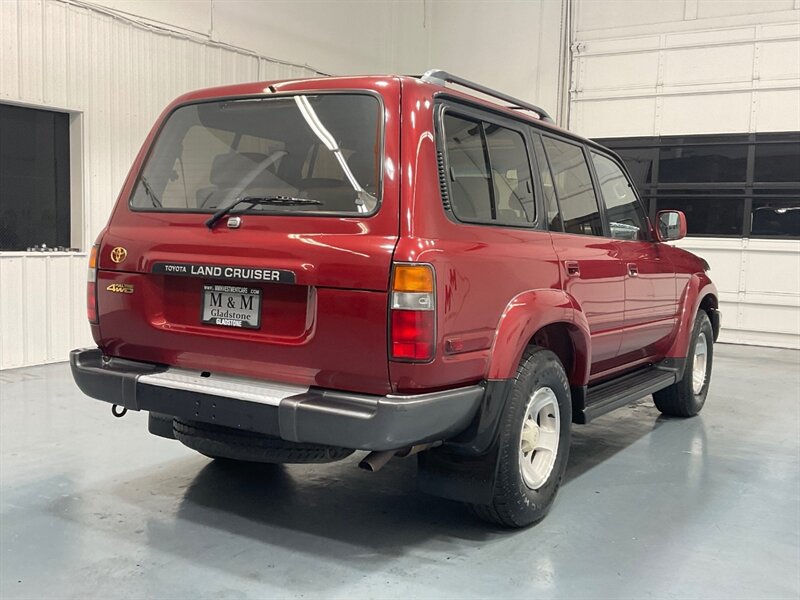 1996 Toyota Land Cruiser Sport Utility 4X4 / 4.5L 6Cyl / 1-OWNER /ZERO RUST  / ONLY 165K MILES - Photo 7 - Gladstone, OR 97027