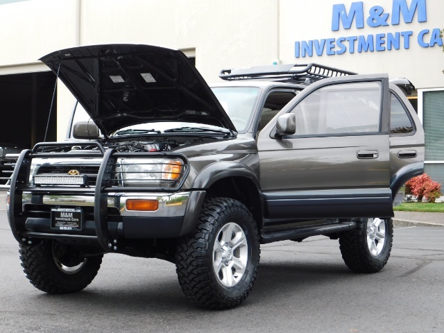 1998 Toyota 4Runner Limited / 4X4 / V6 3.4L / LIFTED / LOW MILES !!!   - Photo 31 - Portland, OR 97217