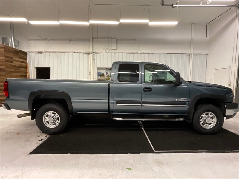 2006 Chevrolet Silverado 2500 LT 4Dr 4X4 / 6.6L DURAMAX DIESEL / LBZ MOTOR  / Leather & Heated Seats / LONG BED - Photo 4 - Gladstone, OR 97027